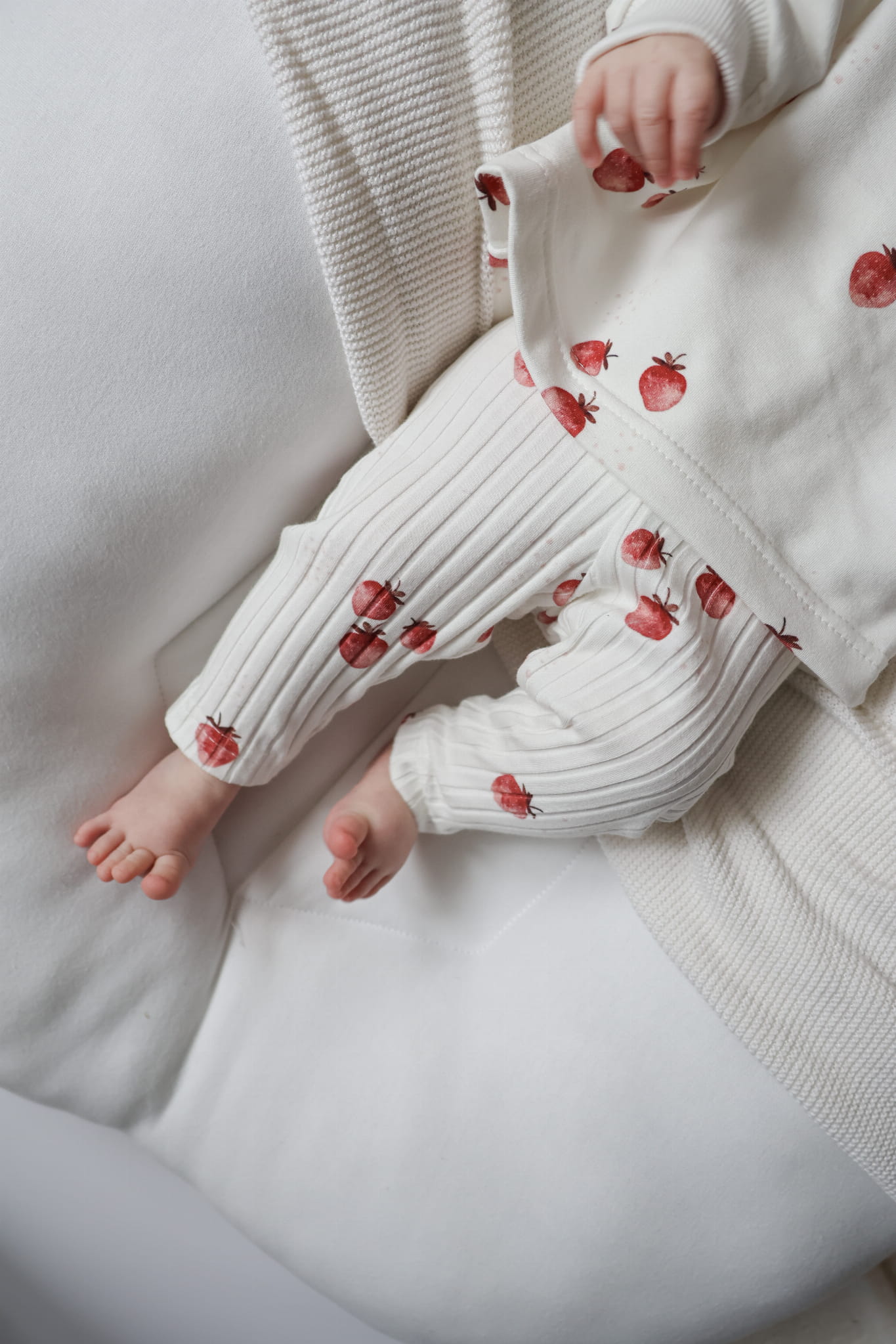 Legginsy bezuciskowe truskawki