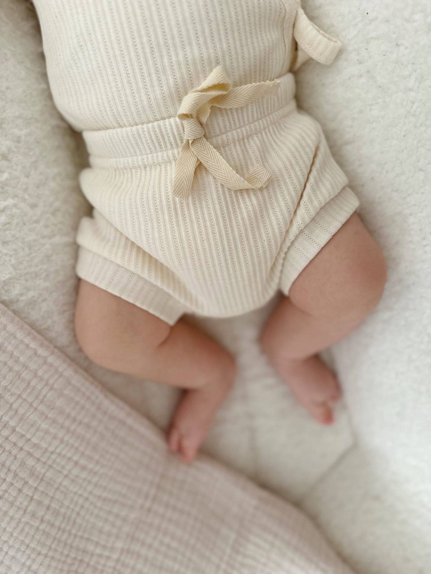 CREAM durchbrochene Shorts