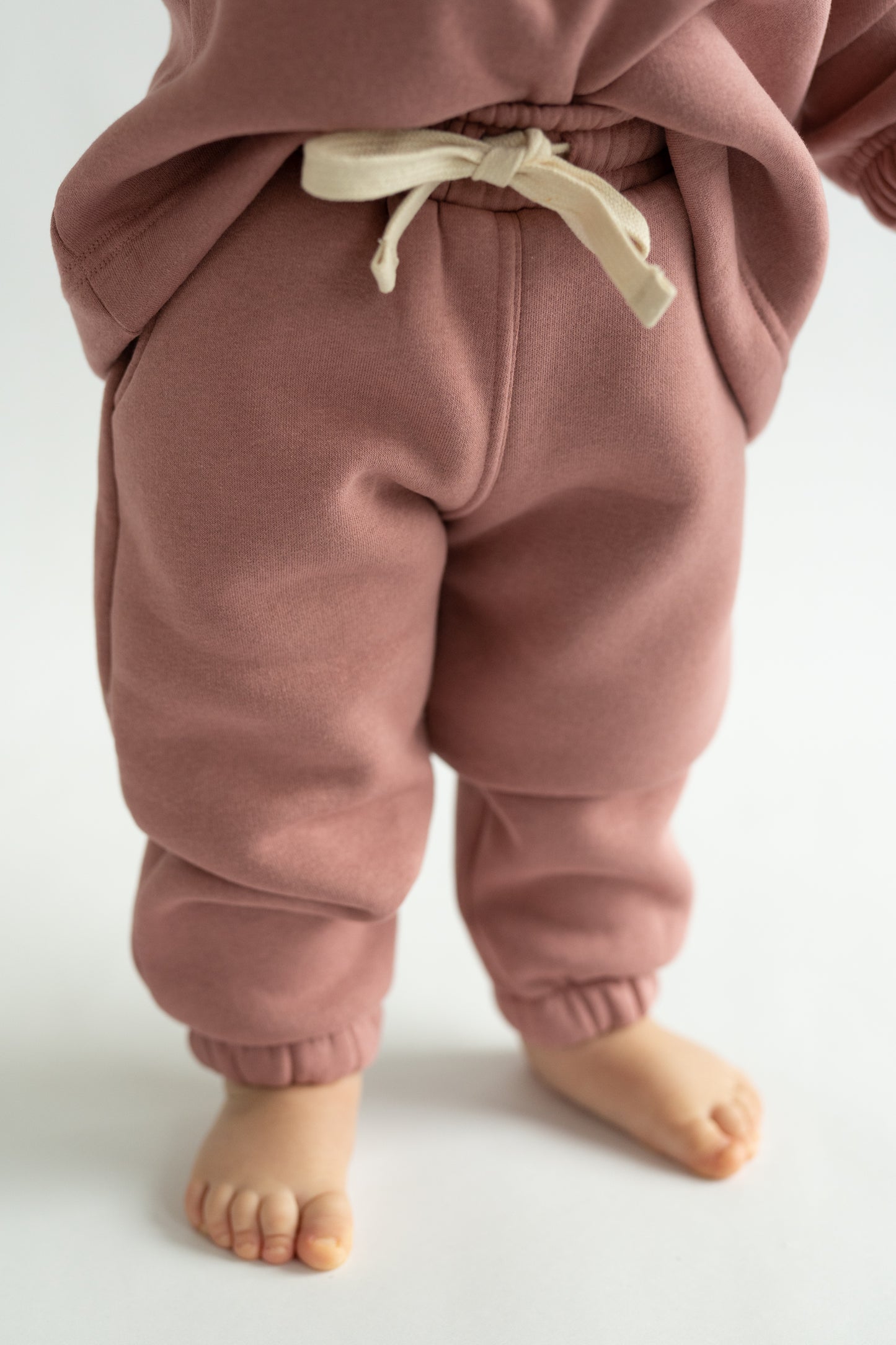 Spodnie dresowe MAUVE