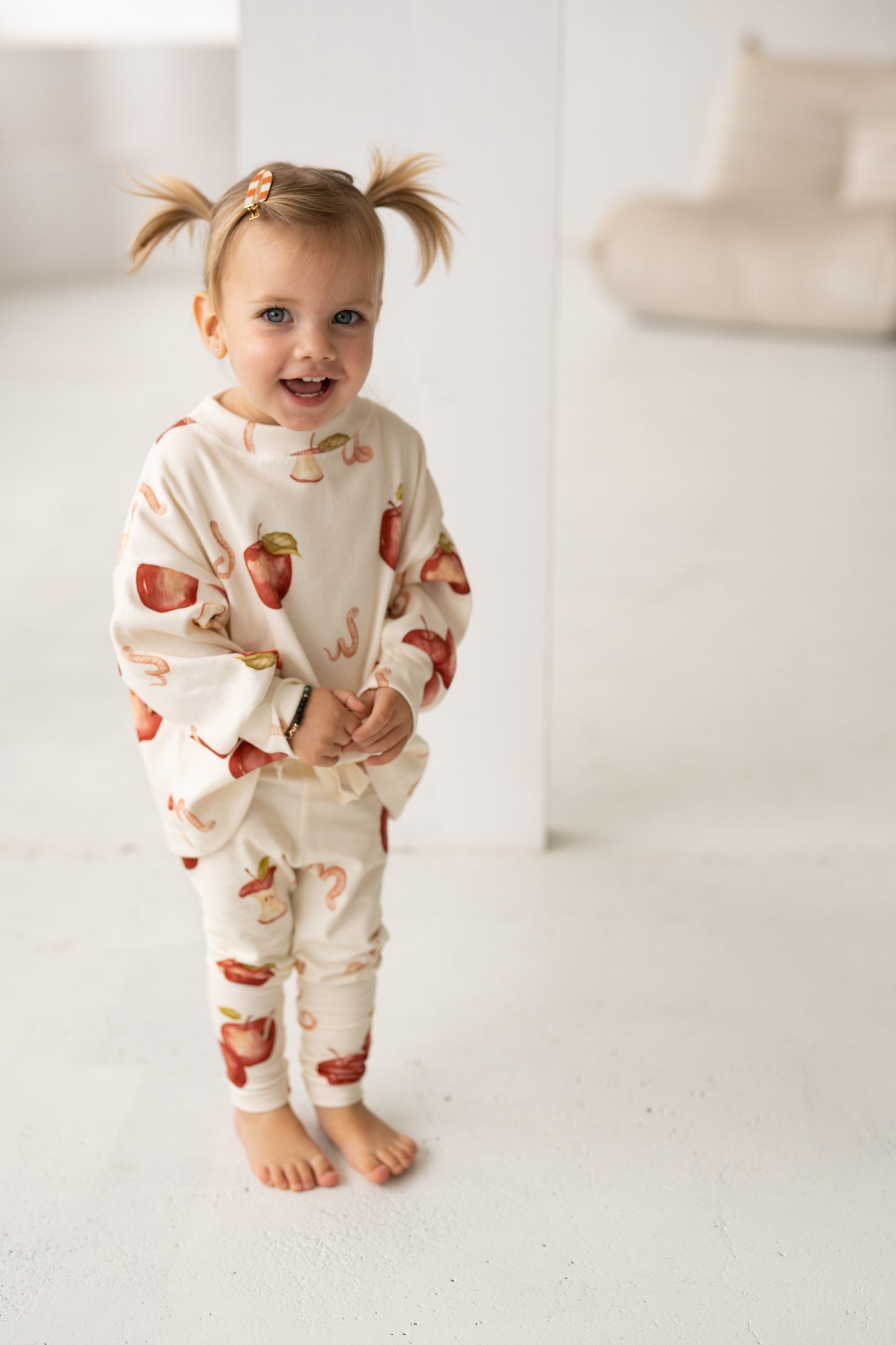 Bluza prążkowana oversize JABŁKA