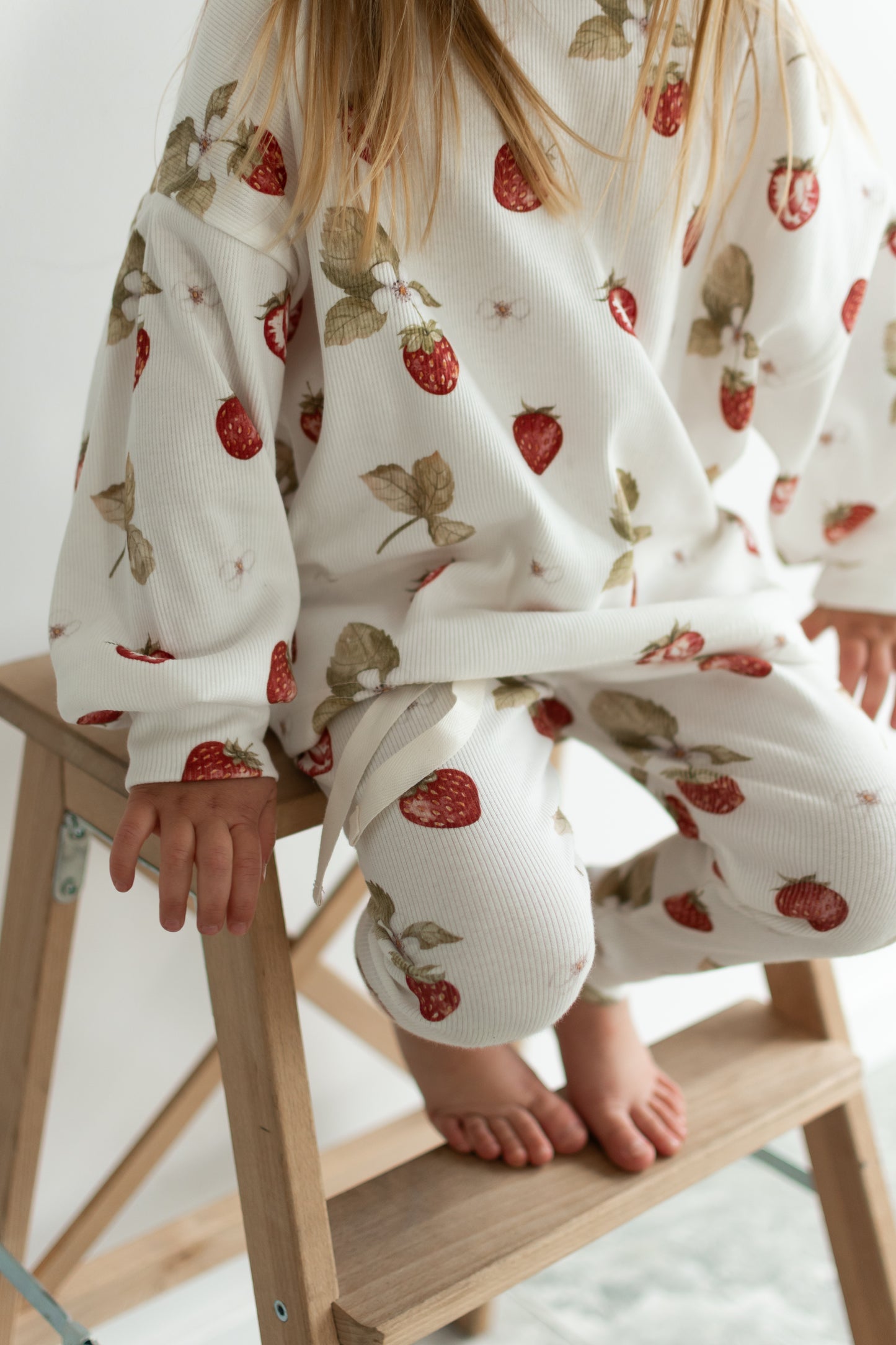 Bluza oversize TRUSKAWKI