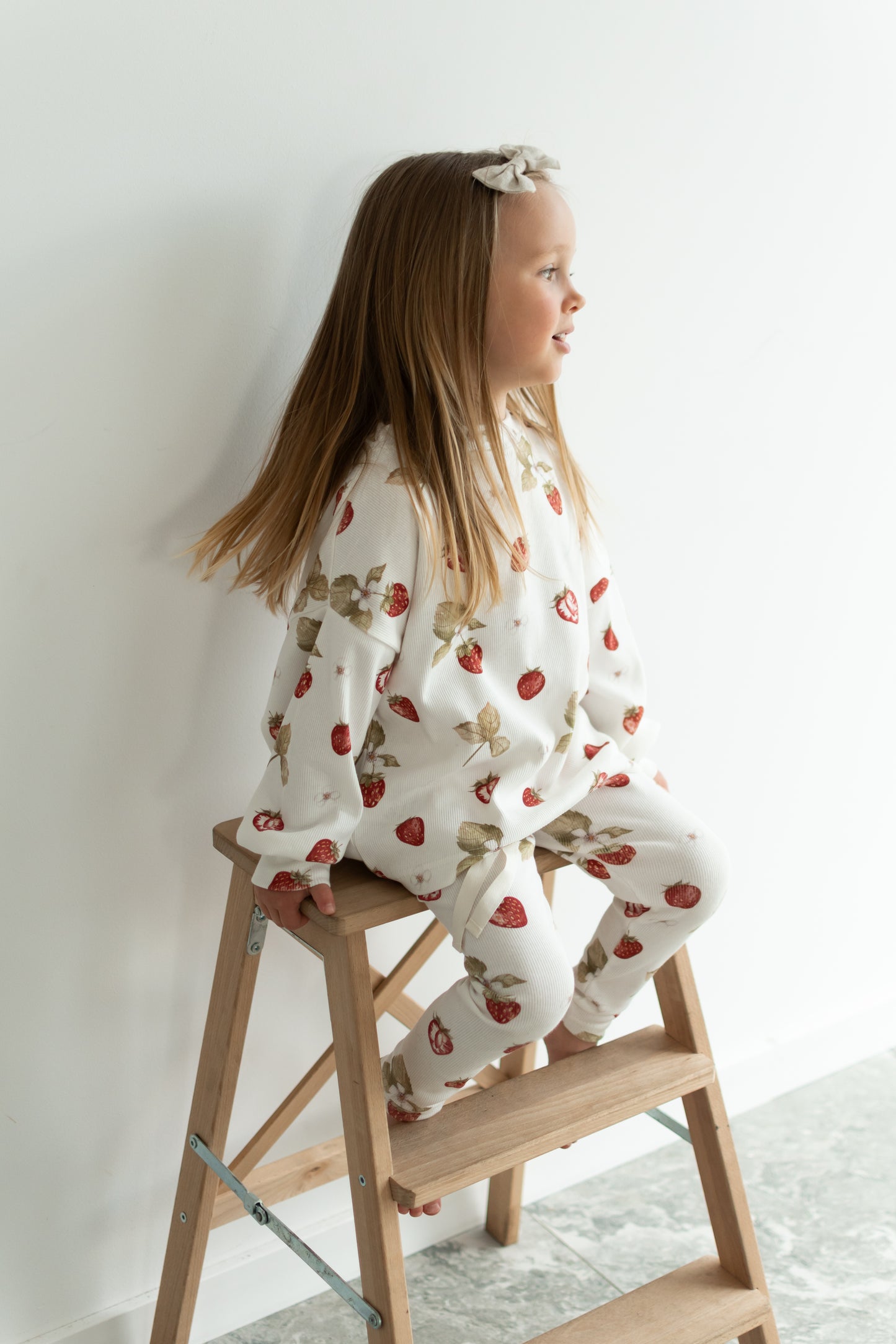Bluza oversize TRUSKAWKI