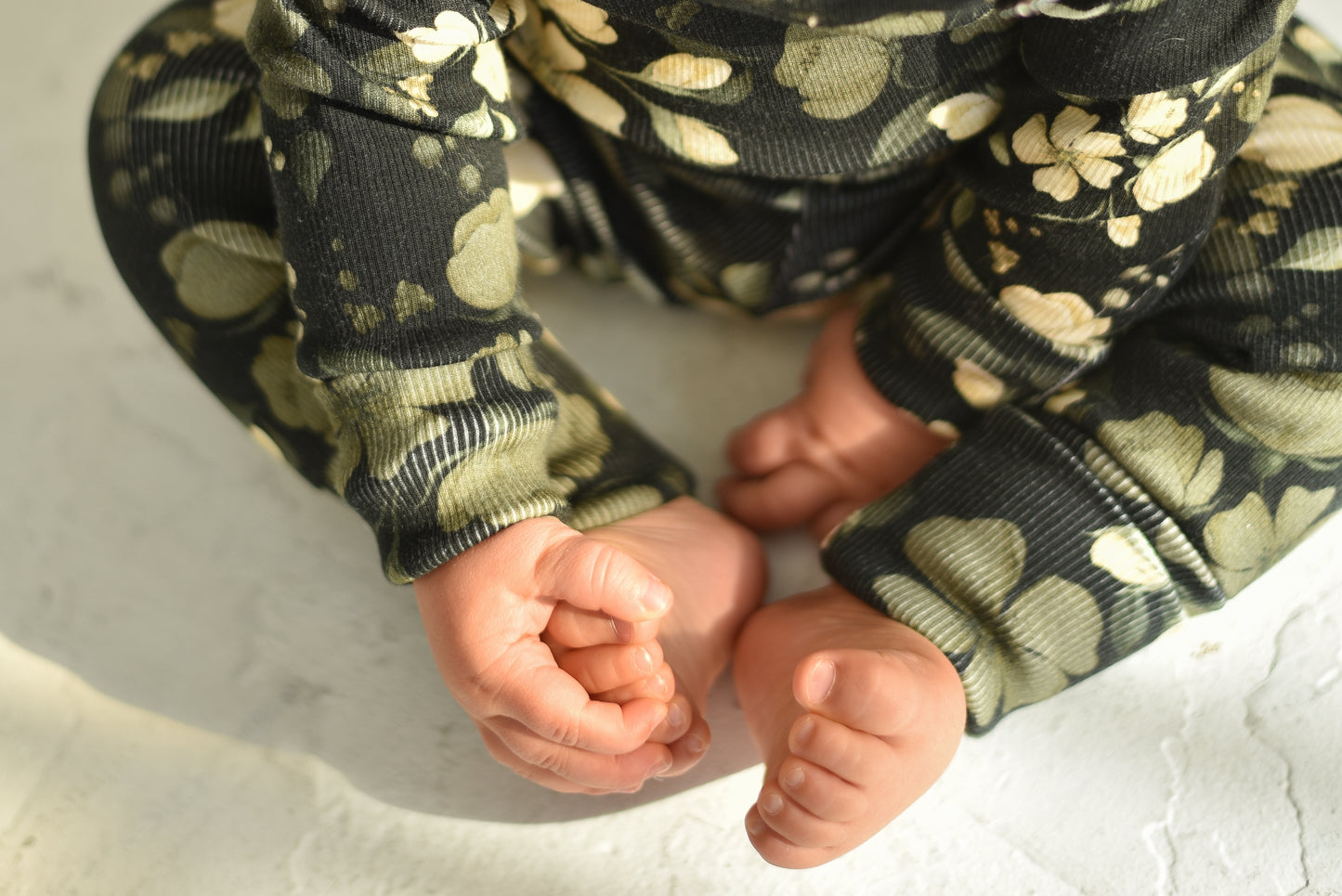 Legginsy rosnące RÓŻE CZARNE