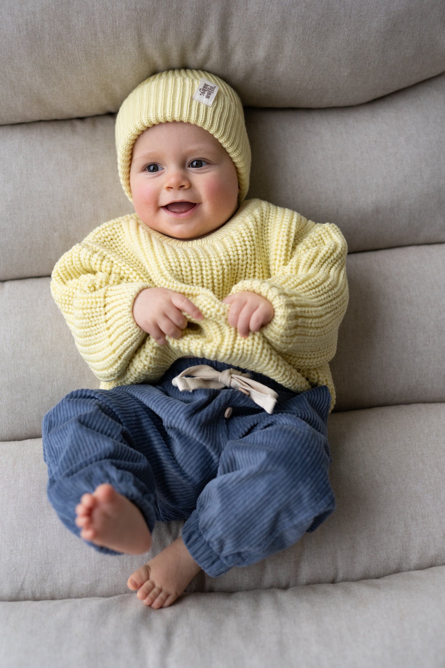 Sweter merino KANARKOWY