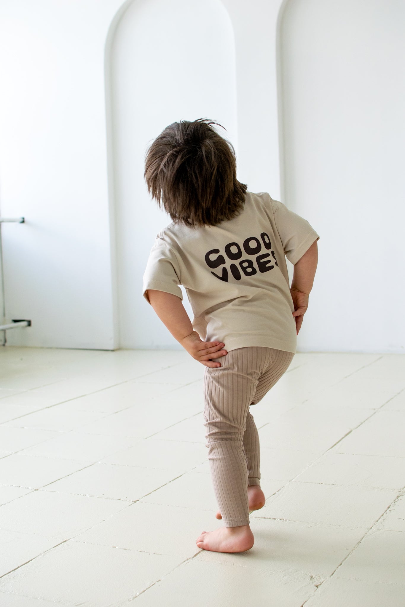 T-shirt GOOD VIBES