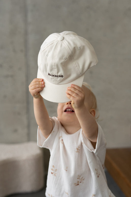 Czapka z daszkiem BAMBINO
