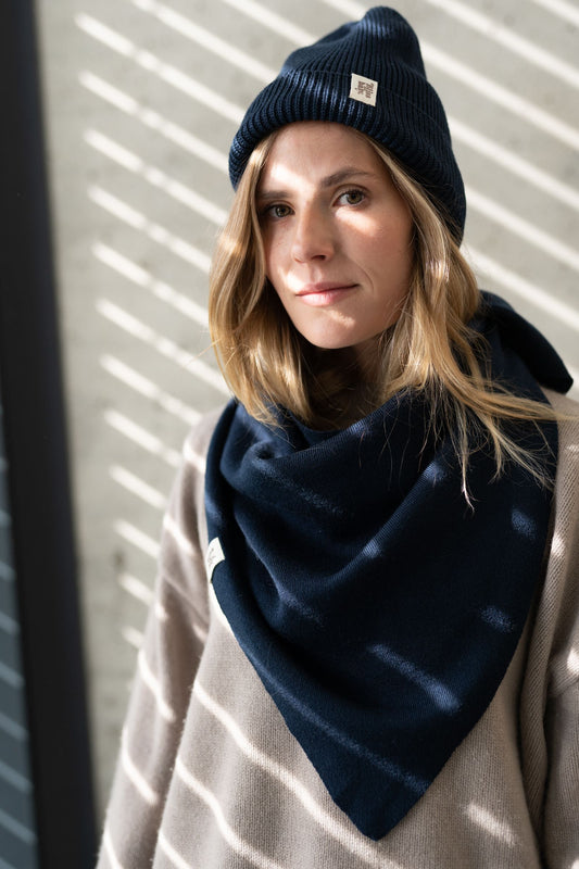 CHUSTA merino MIDNIGHT MAMA