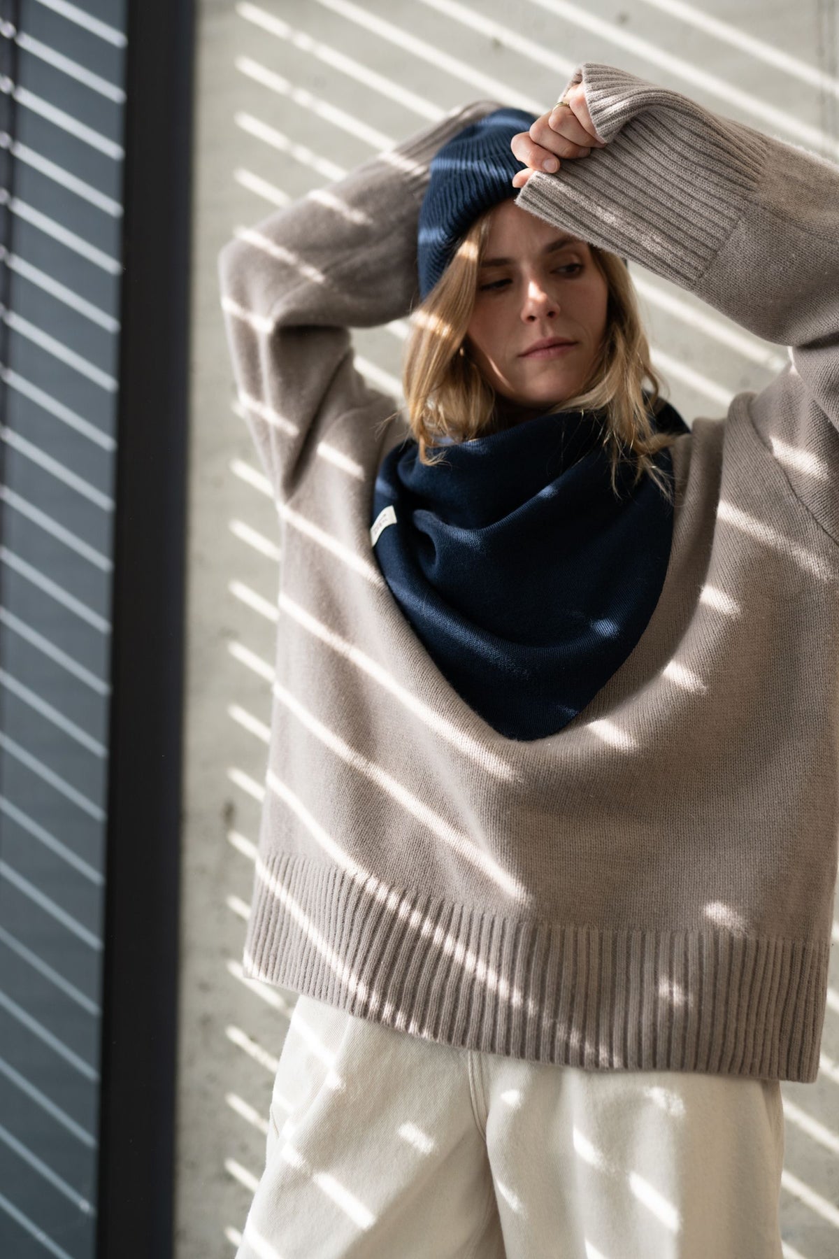 CHUSTA merino MIDNIGHT MAMA