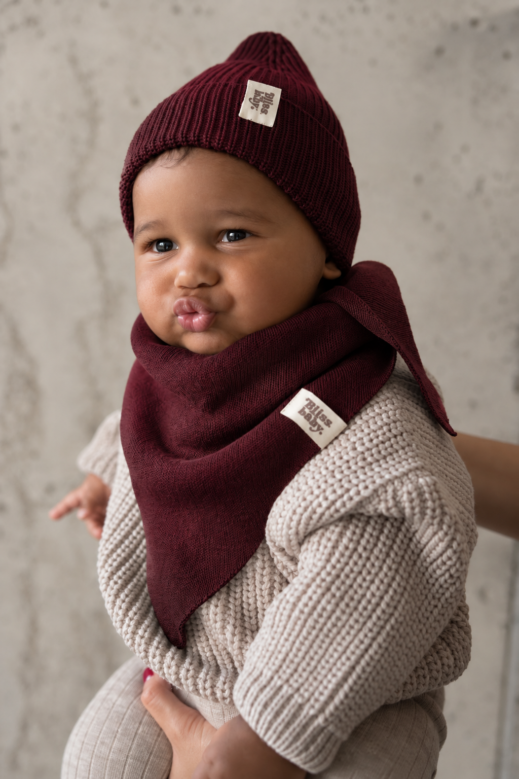 Czapka merino MERLOT