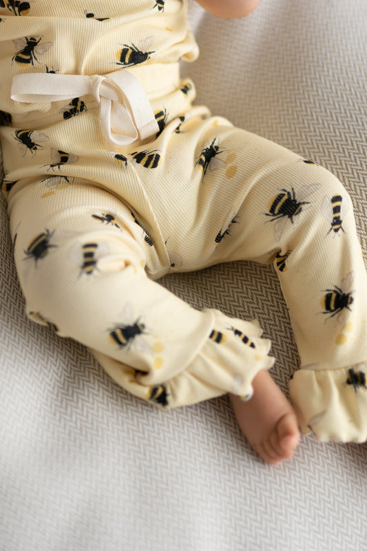 Spodnie z falbanką BEES