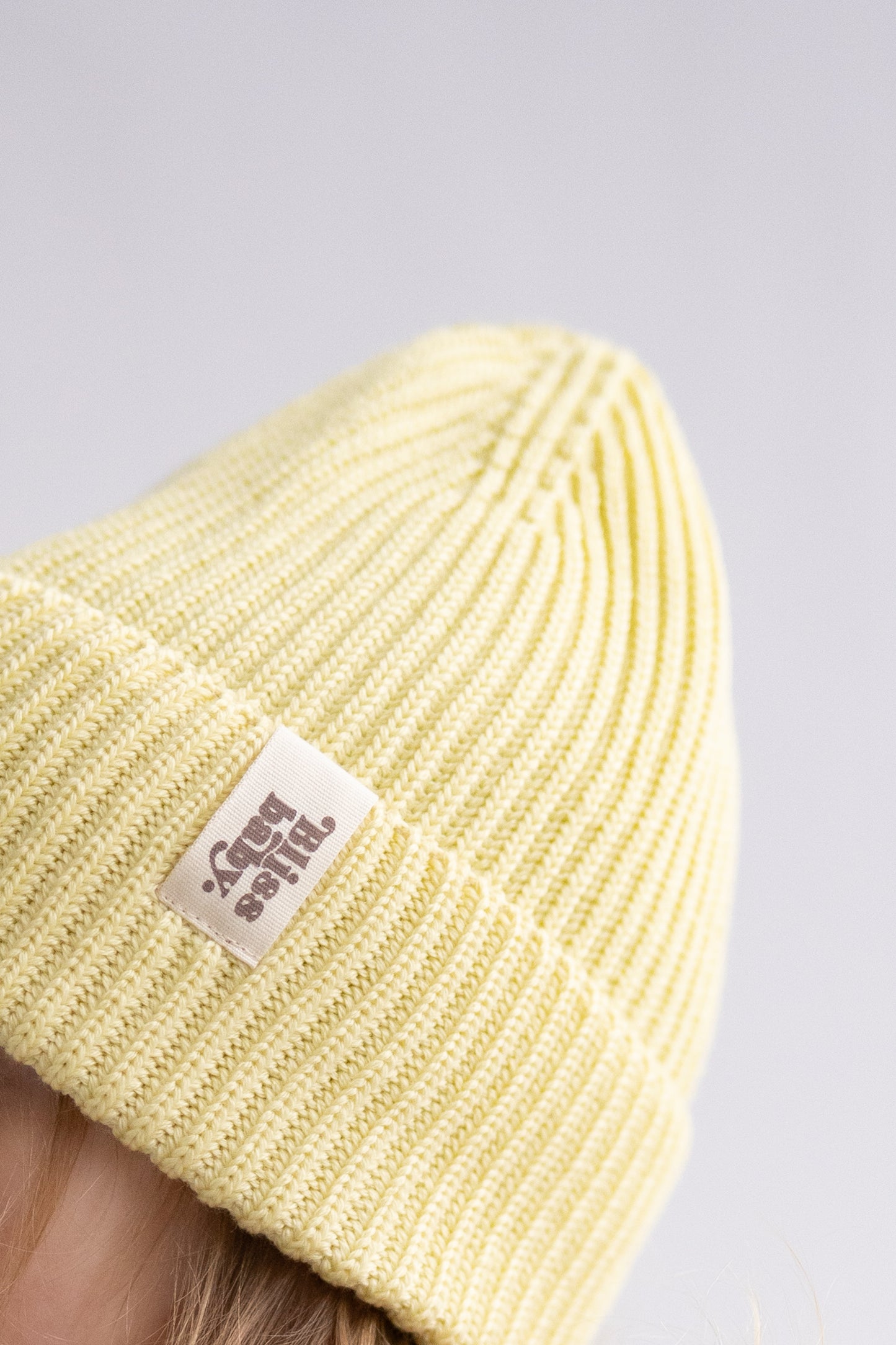 Czapka merino KANARKOWA