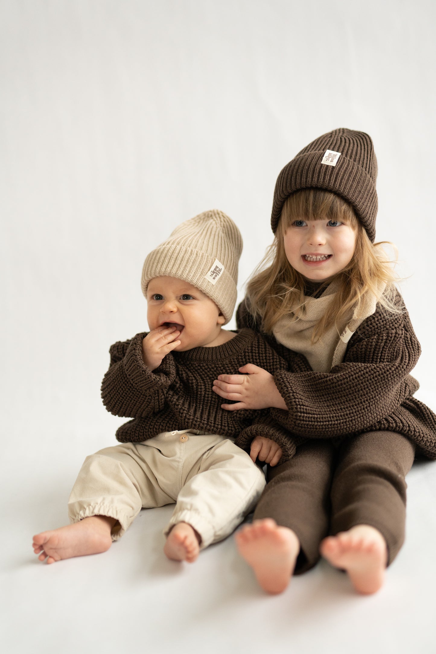 Spodnie sztruksowe JASNY BEŻ