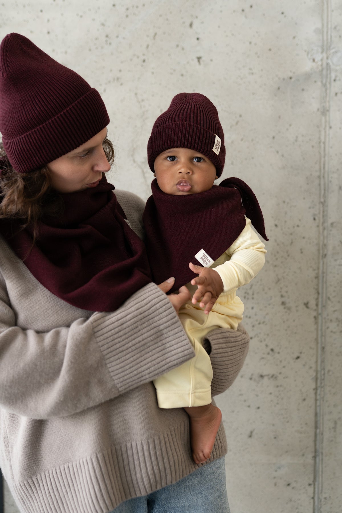 Czapka merino MERLOT MAMA