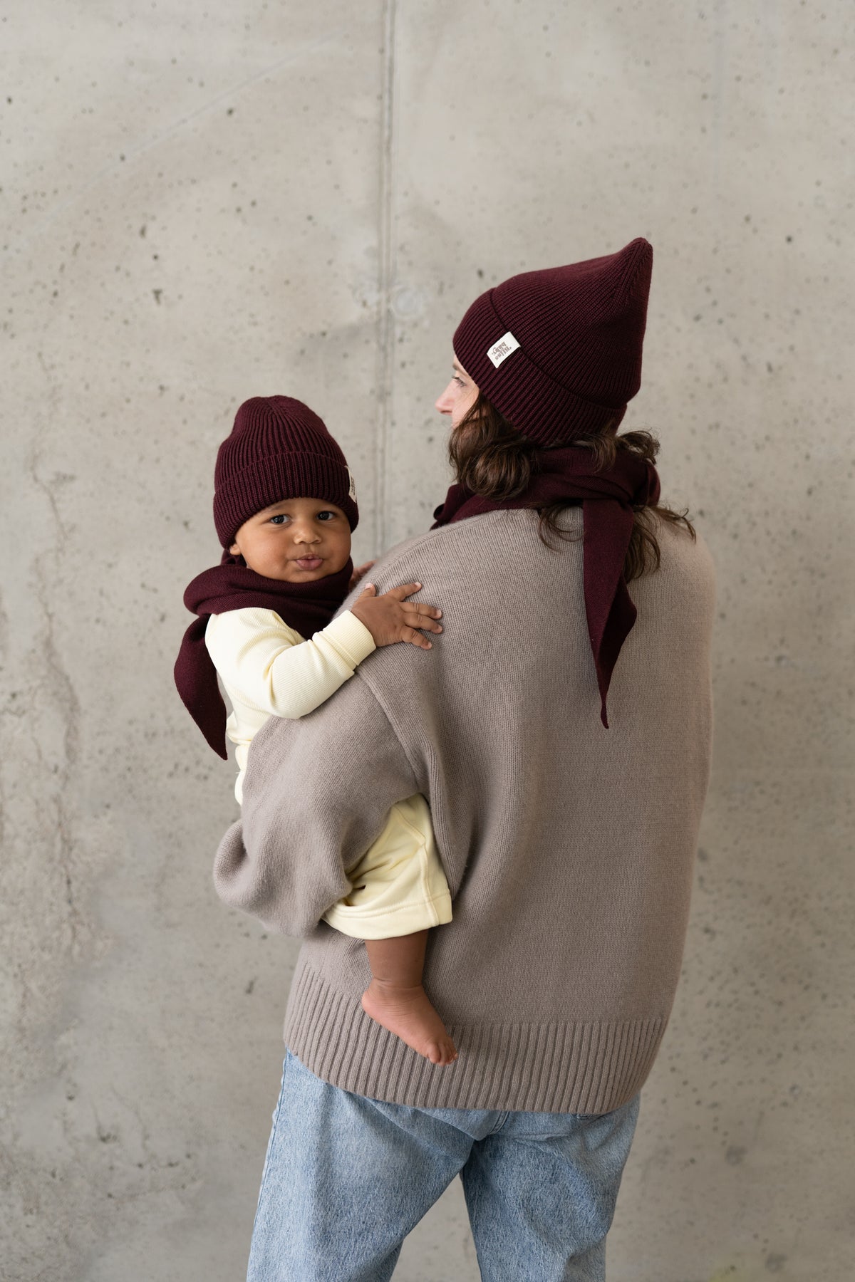 Czapka merino MERLOT MAMA