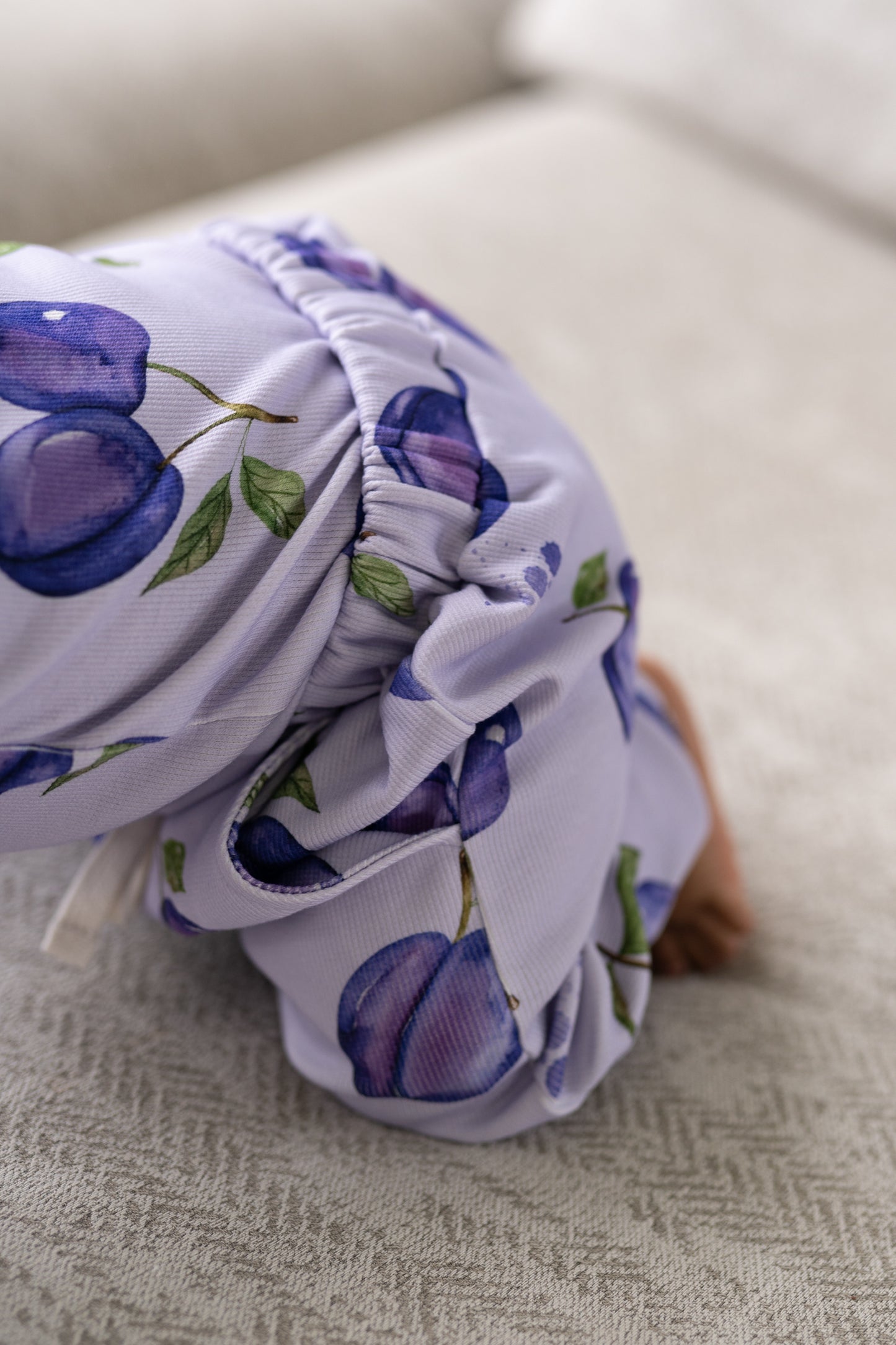 Spodnie prążkowane PLUM