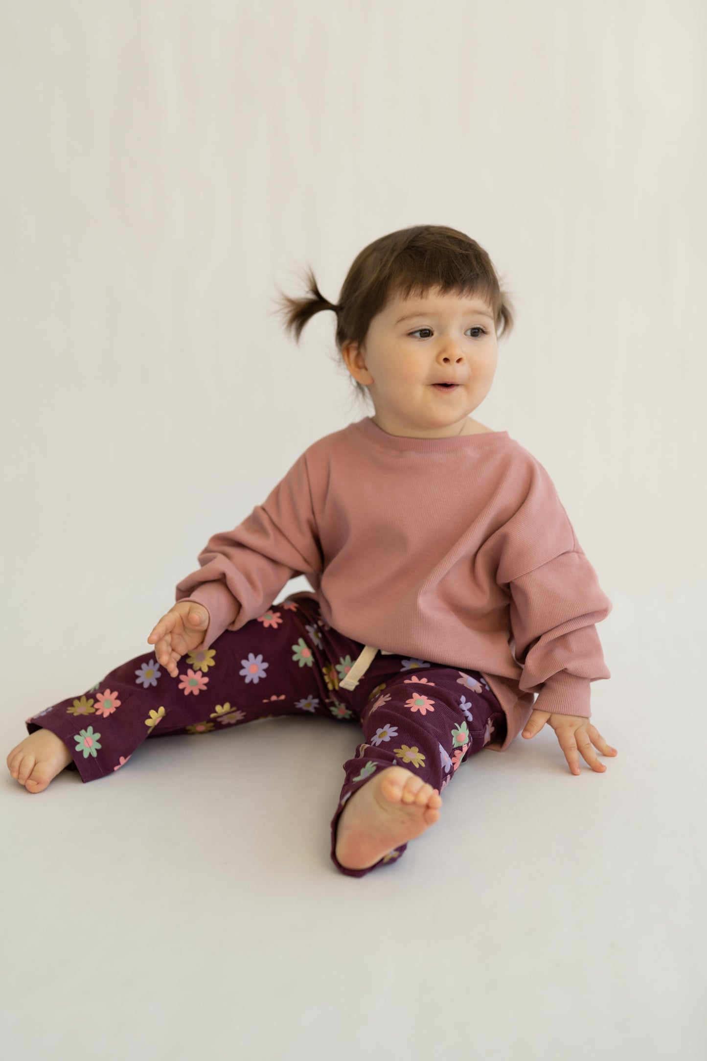 Spodnie sztruksowe Floral Plum w stylu baggy