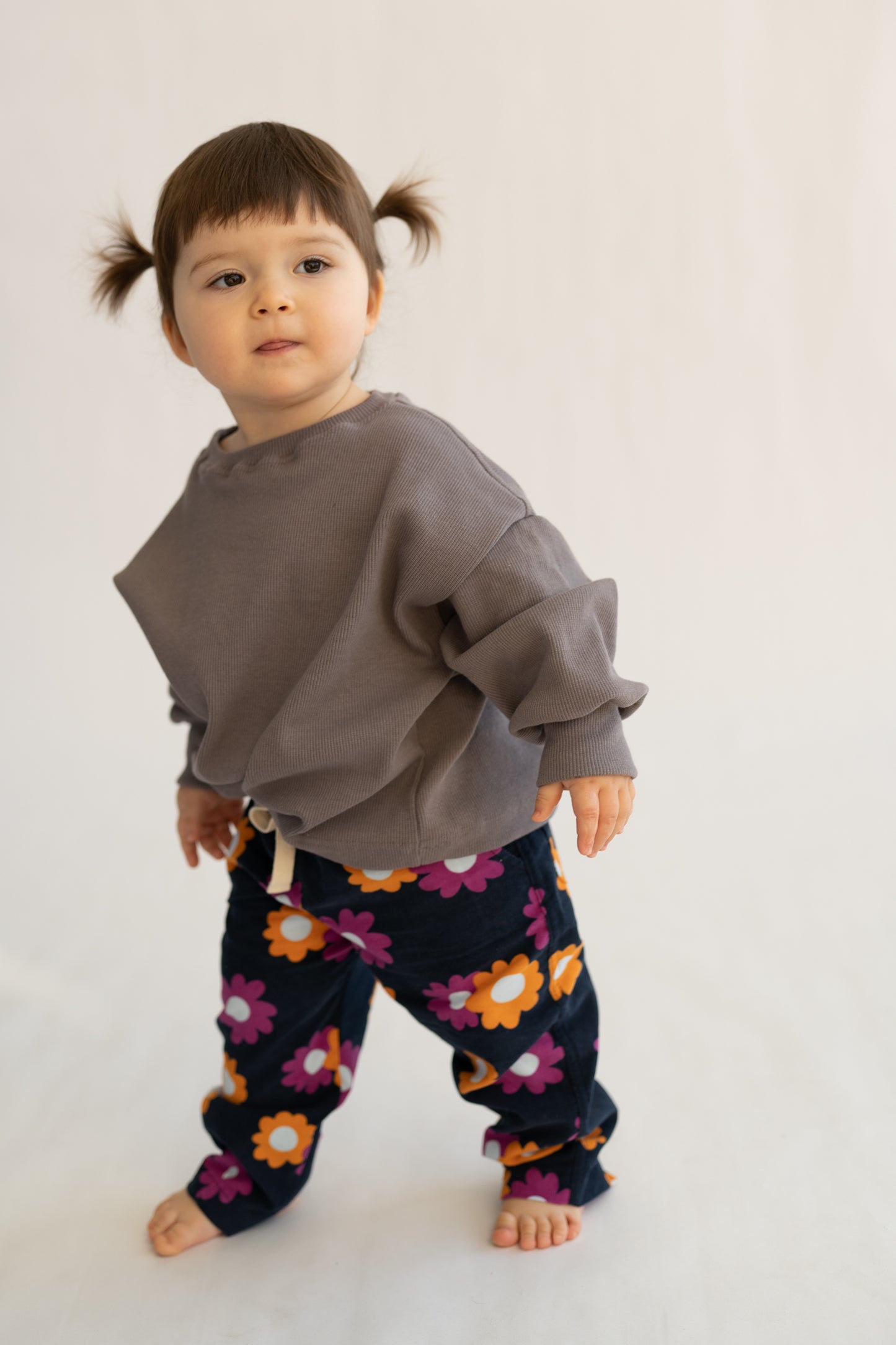 Spodnie sztruksowe Floral Navy w stylu baggy