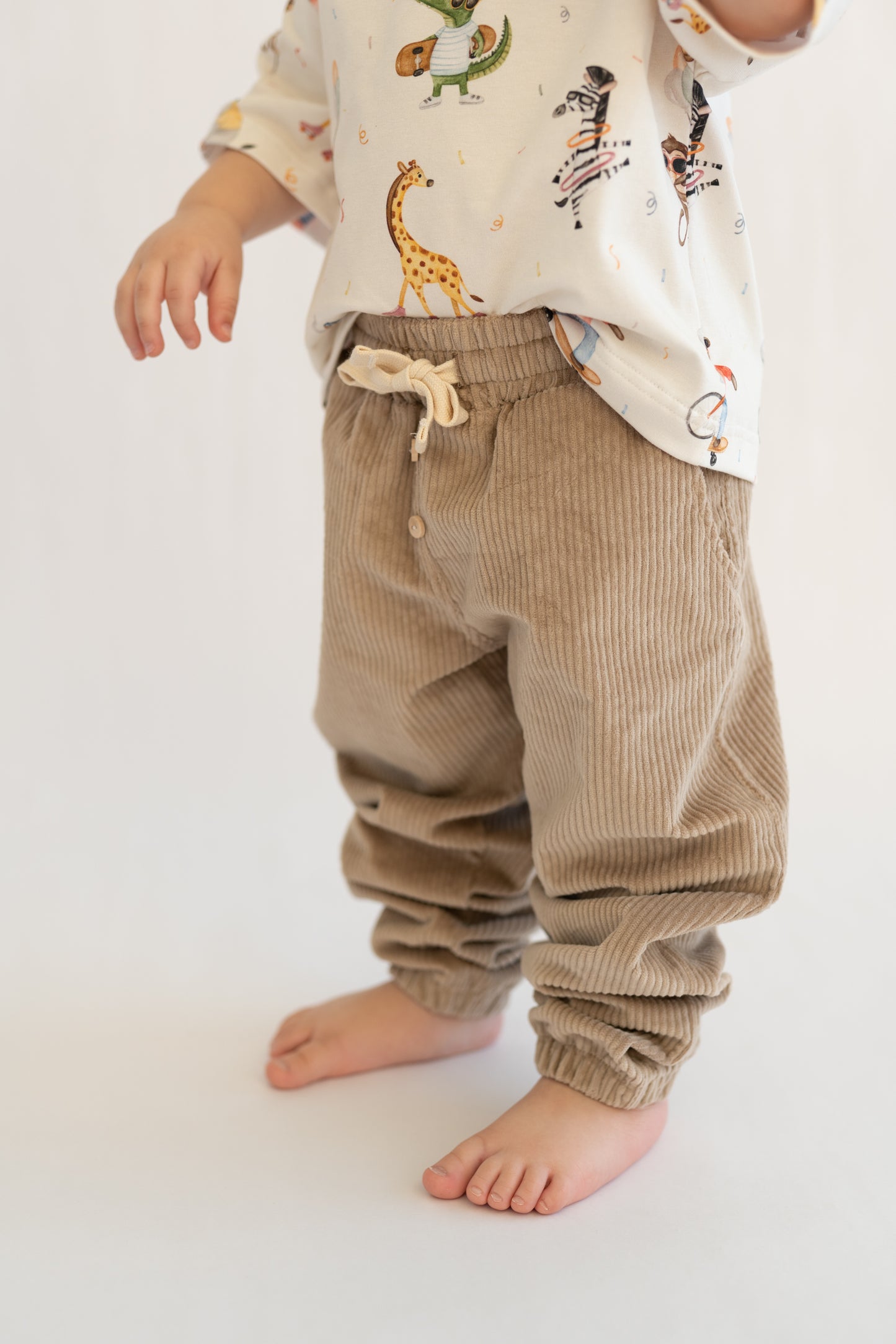 Spodnie sztruksowe OATMEAL w stylu jogger