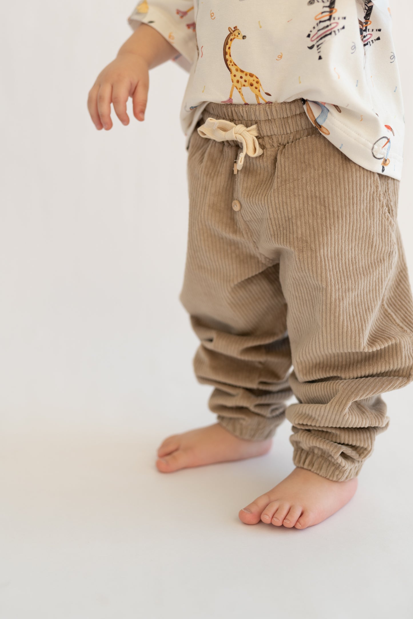 Spodnie sztruksowe OATMEAL w stylu jogger