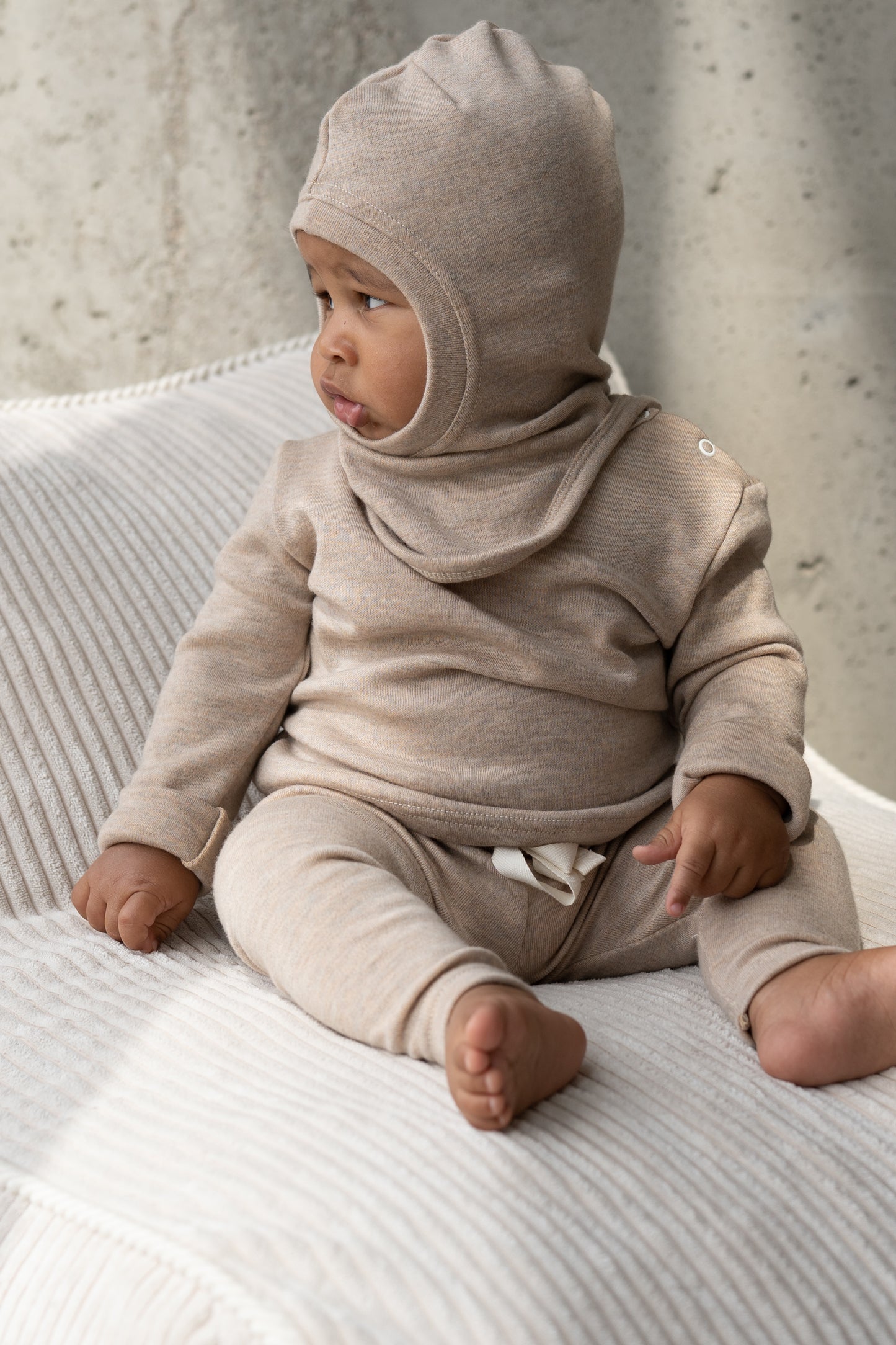 Kominiarka merino ALMOND