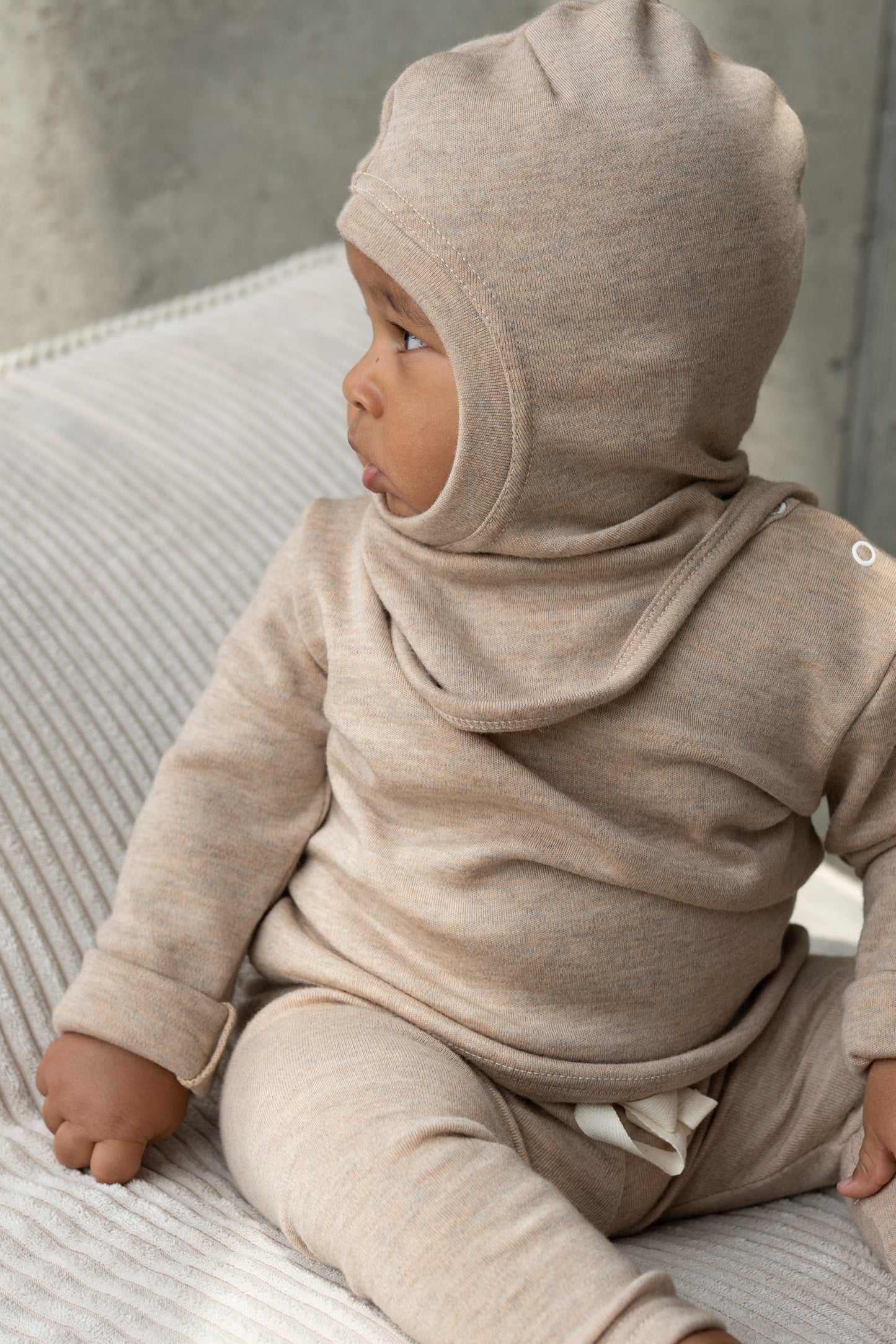Kominiarka merino ALMOND