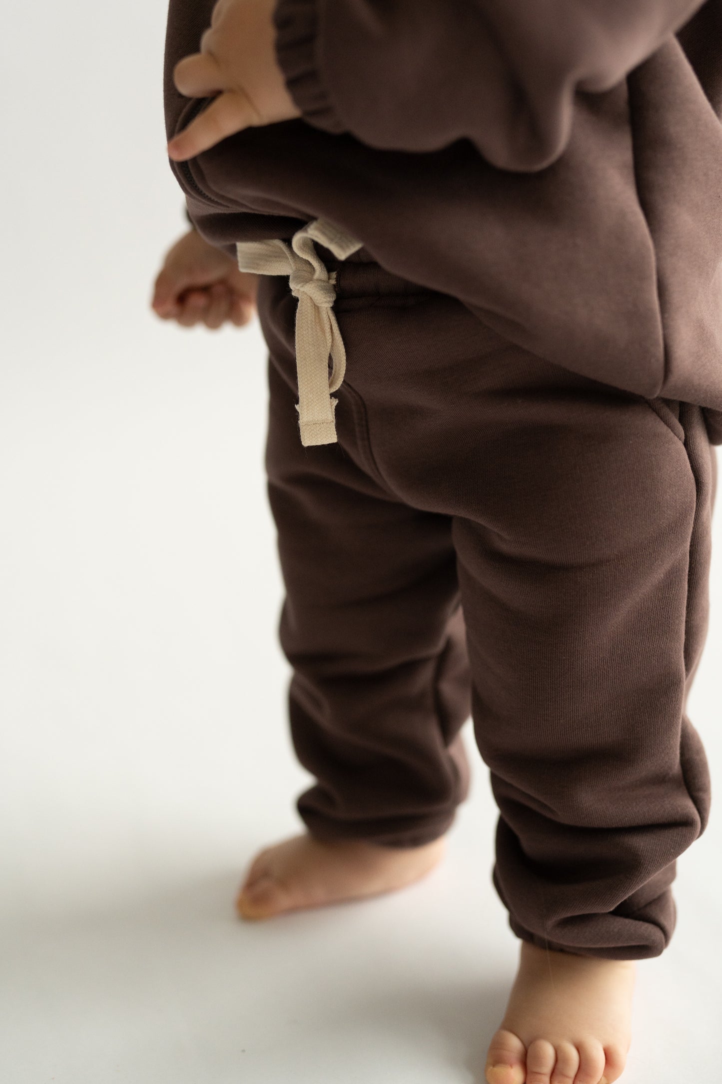 Spodnie dresowe KASZTANOWY