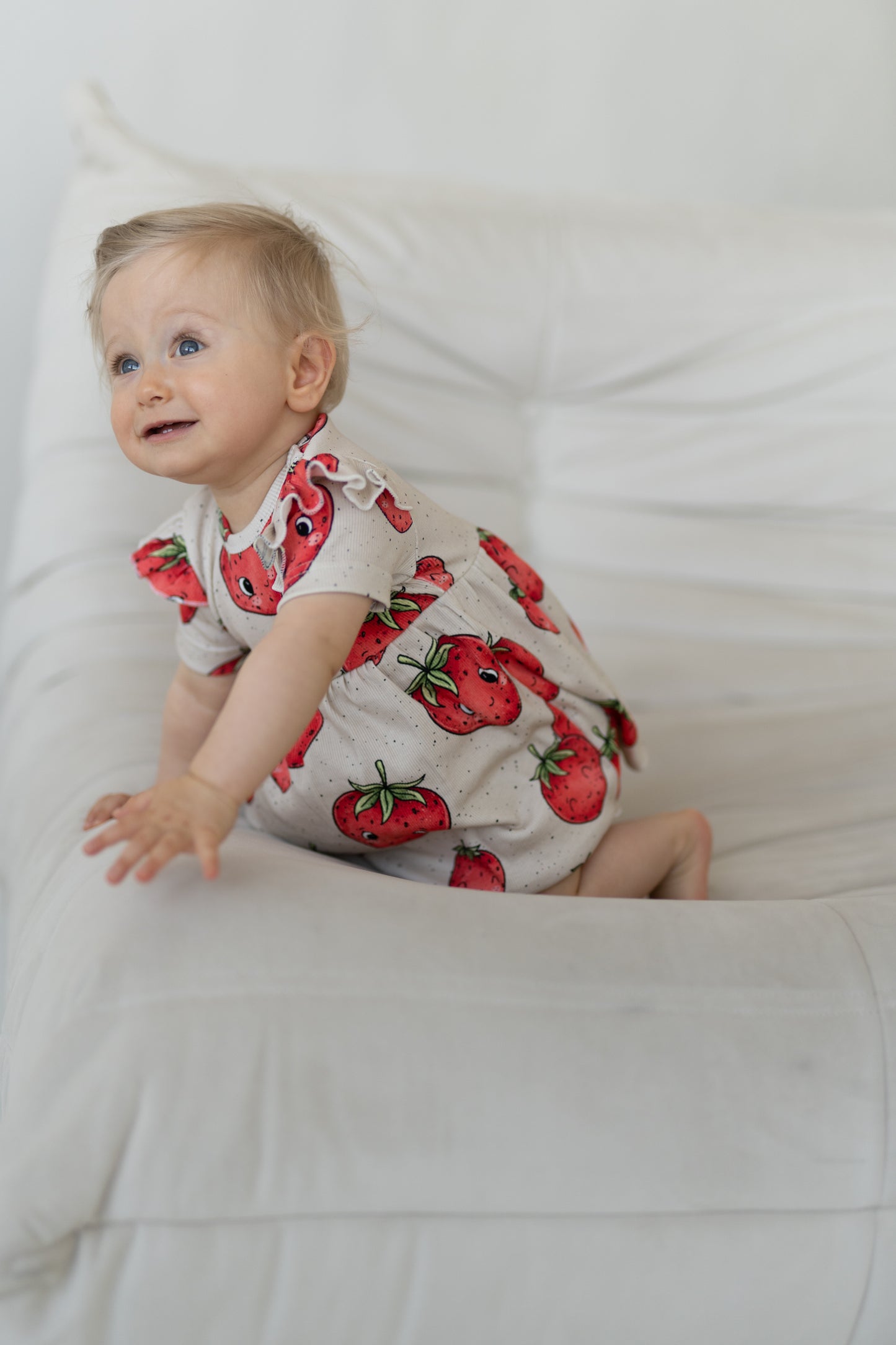 Sukienka STRAWBERRIES