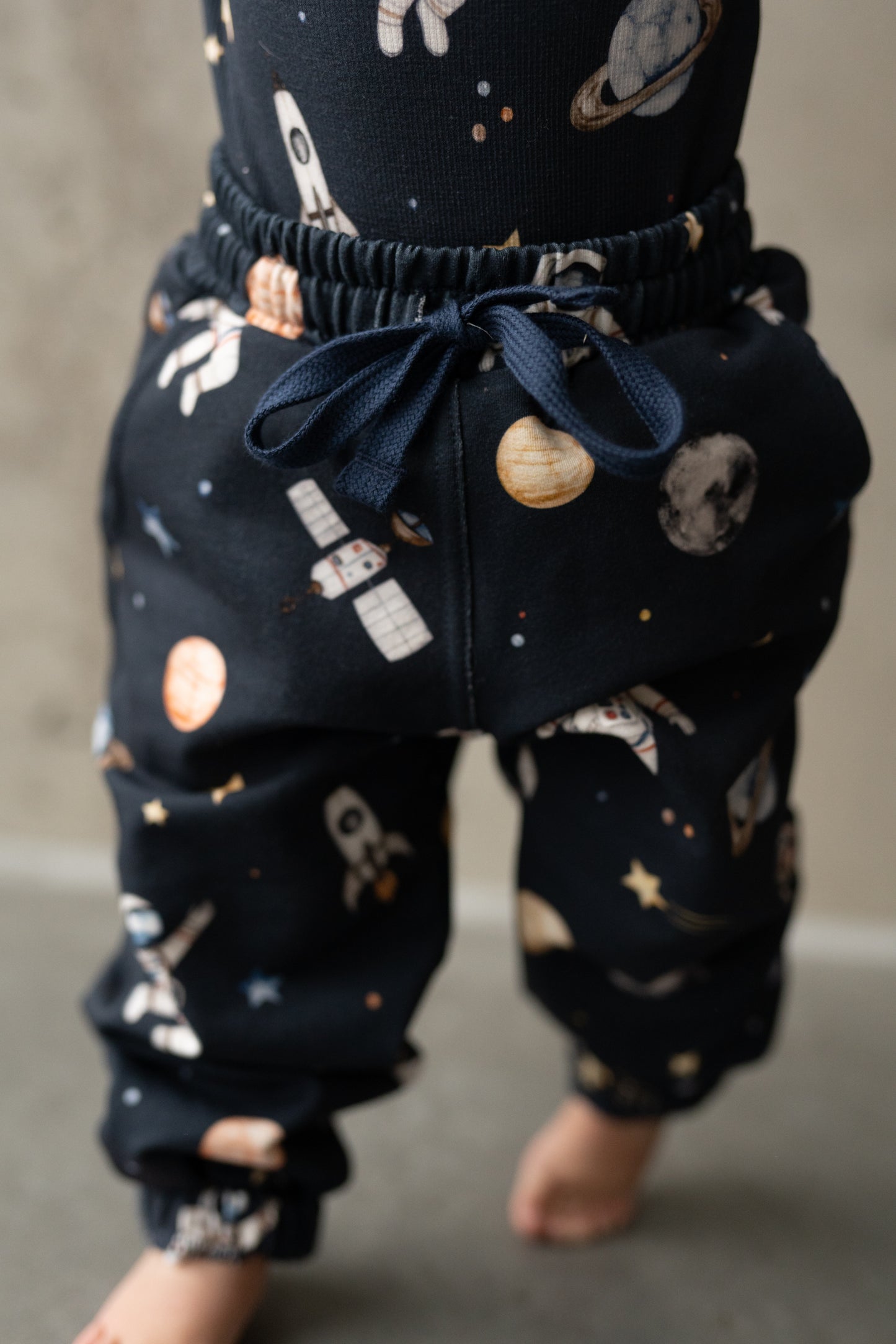 Spodnie dresowe KOSMOS