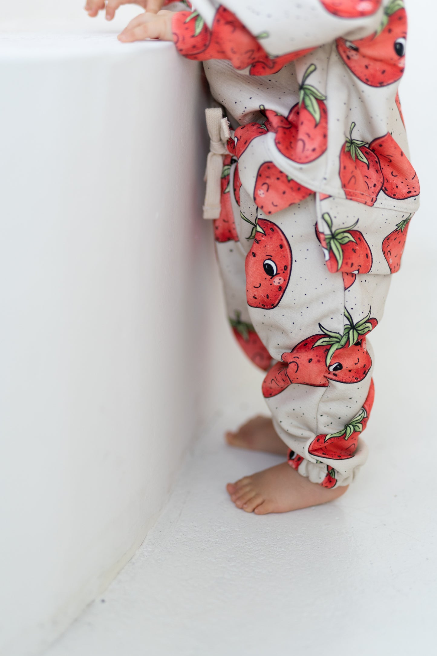 Spodnie dresowe STRAWBERRIES