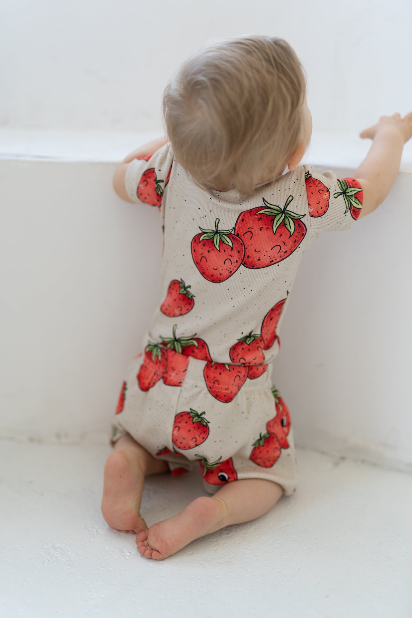 Szorty STRAWBERRIES