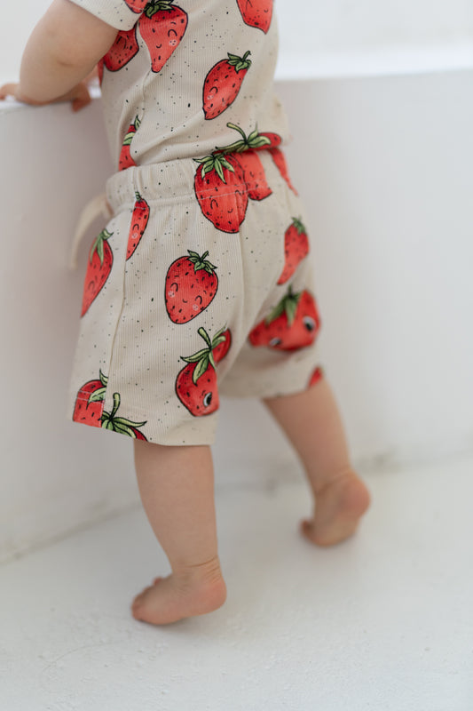 Szorty STRAWBERRIES