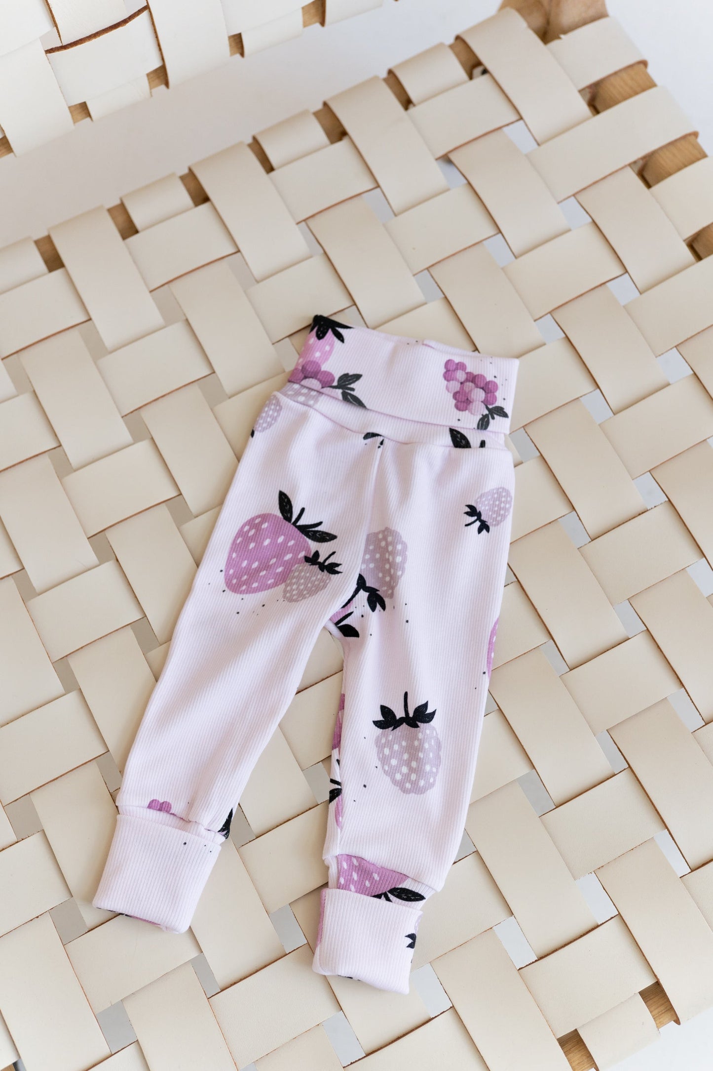 Legginsy rosnące OWOCE RÓŻOWE