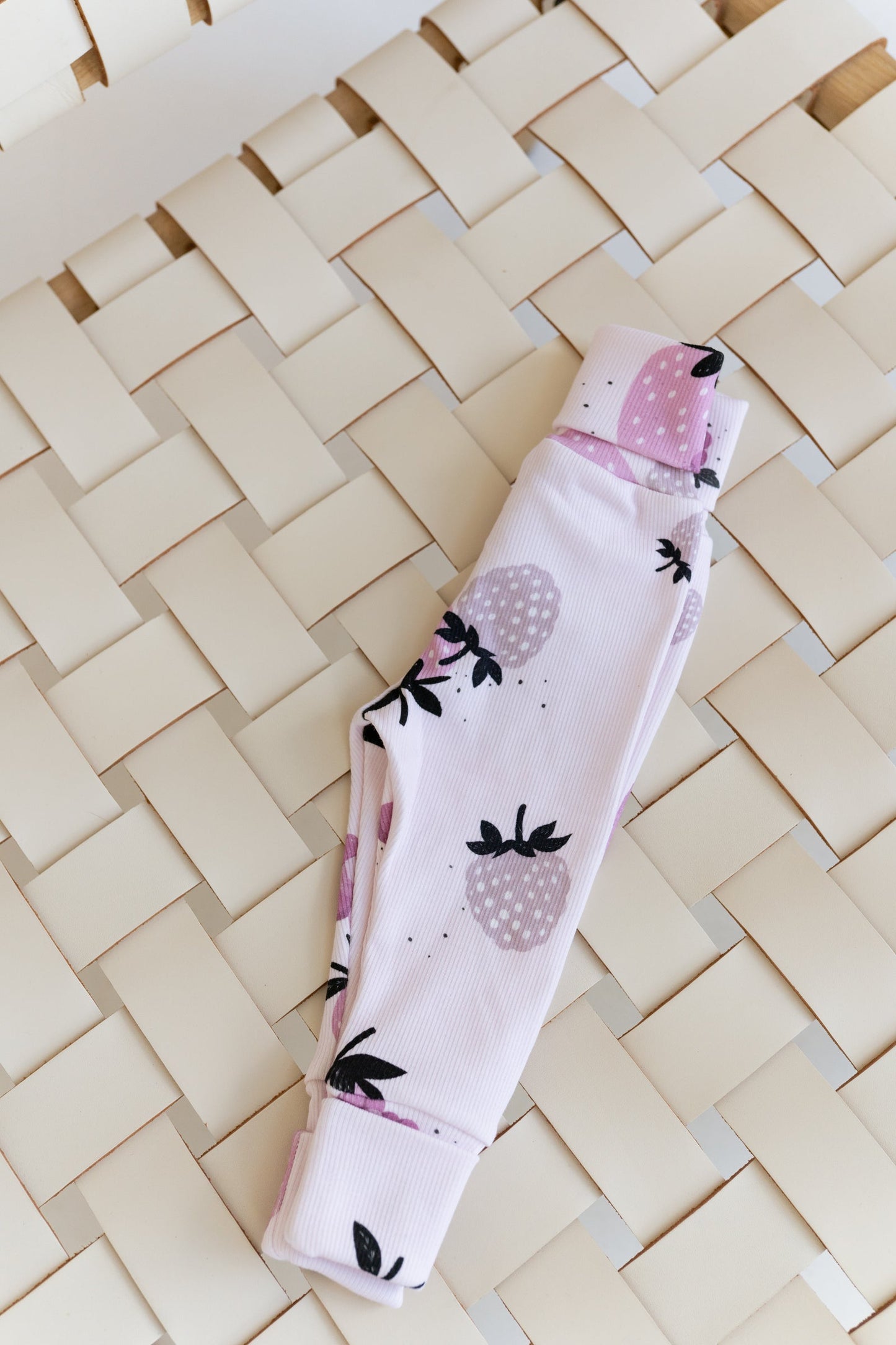 Legginsy rosnące OWOCE RÓŻOWE
