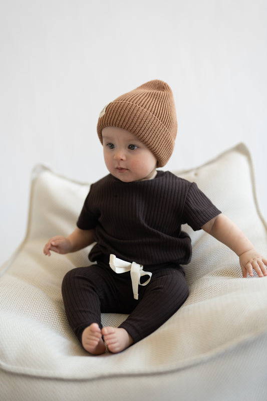 T-shirt DARK CHOCOLATE  w kroju klasycznym