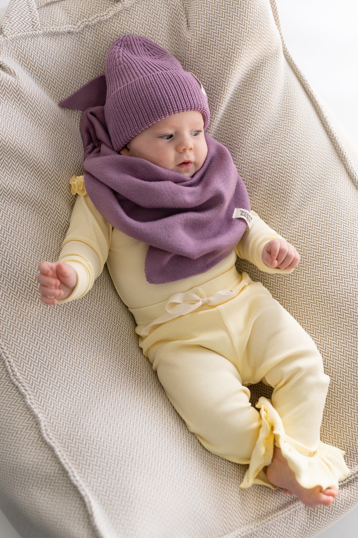 Czapka merino LILA