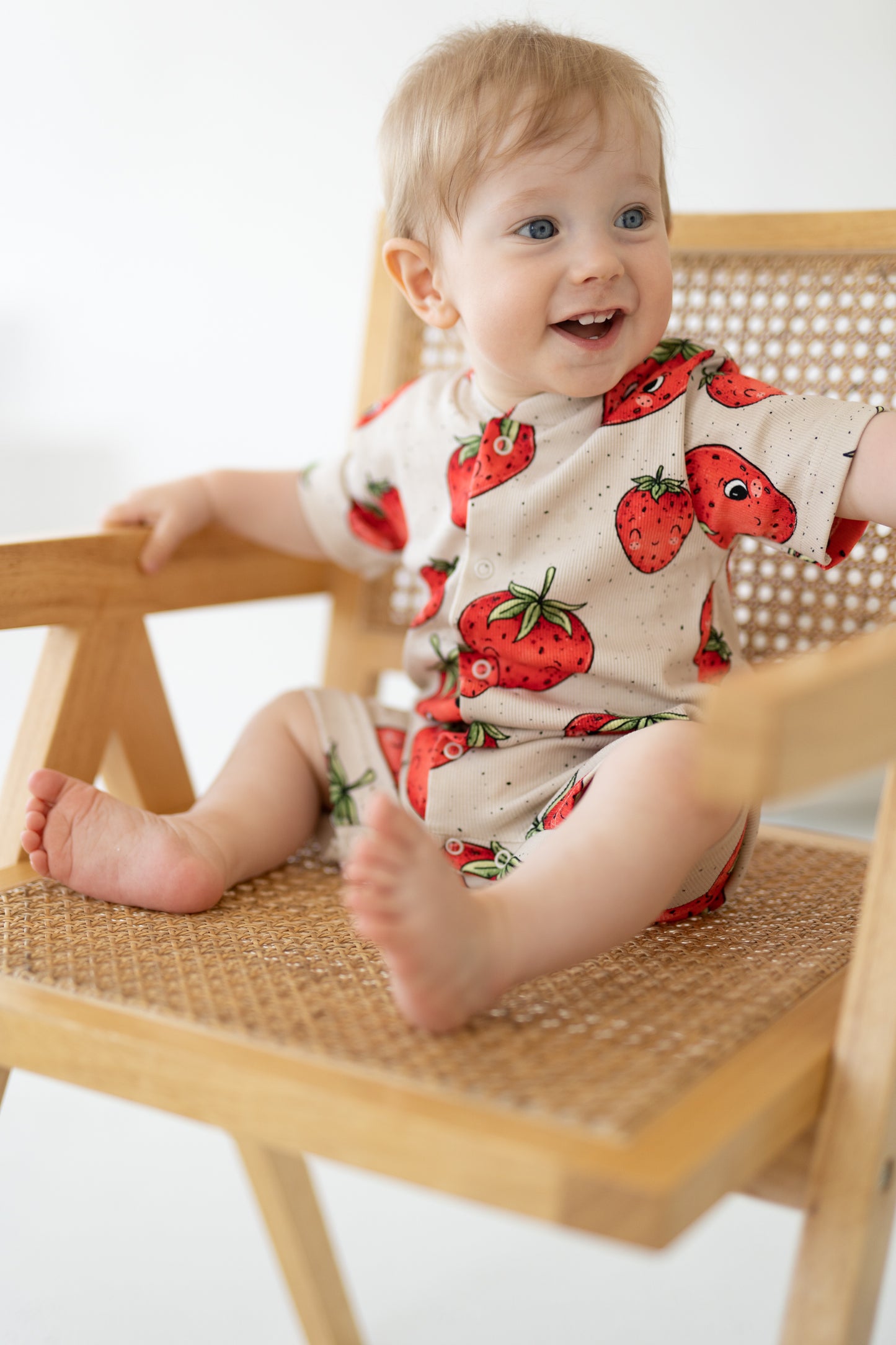 Rompers STRAWBERRIES