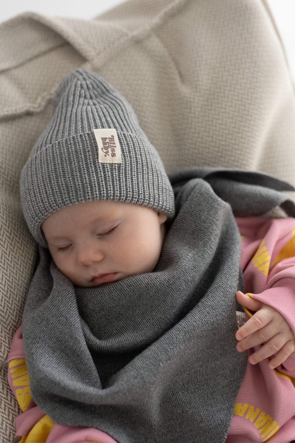 Czapka merino SILVER BLUE