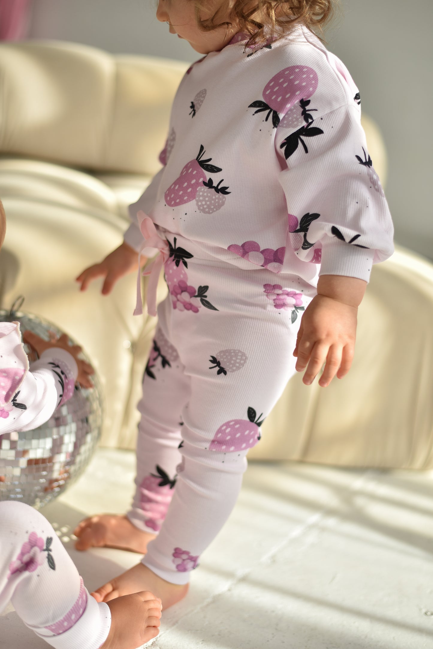 Legginsy OWOCE RÓŻOWE