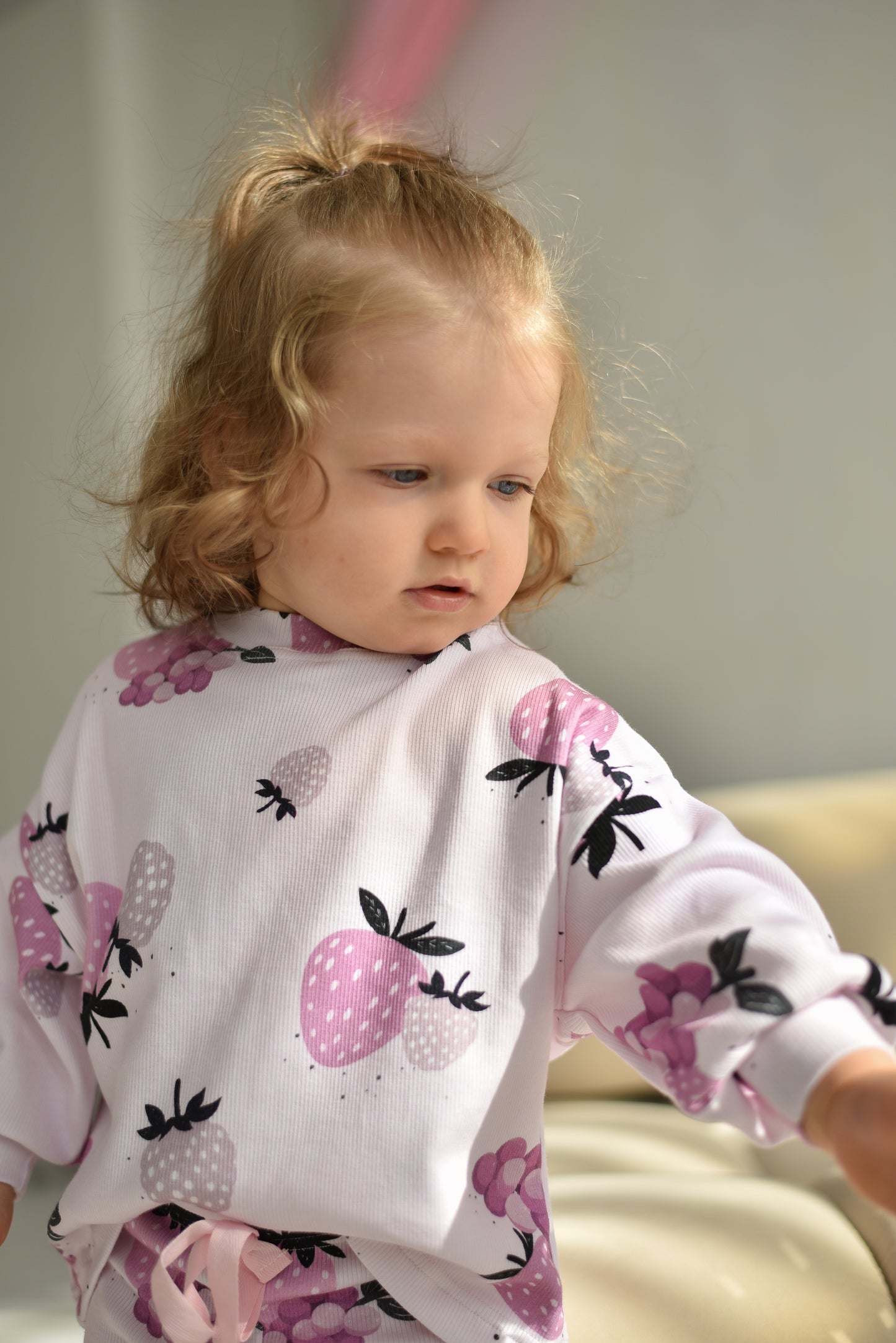 Bluza prążkowana oversize OWOCE RÓŻOWE