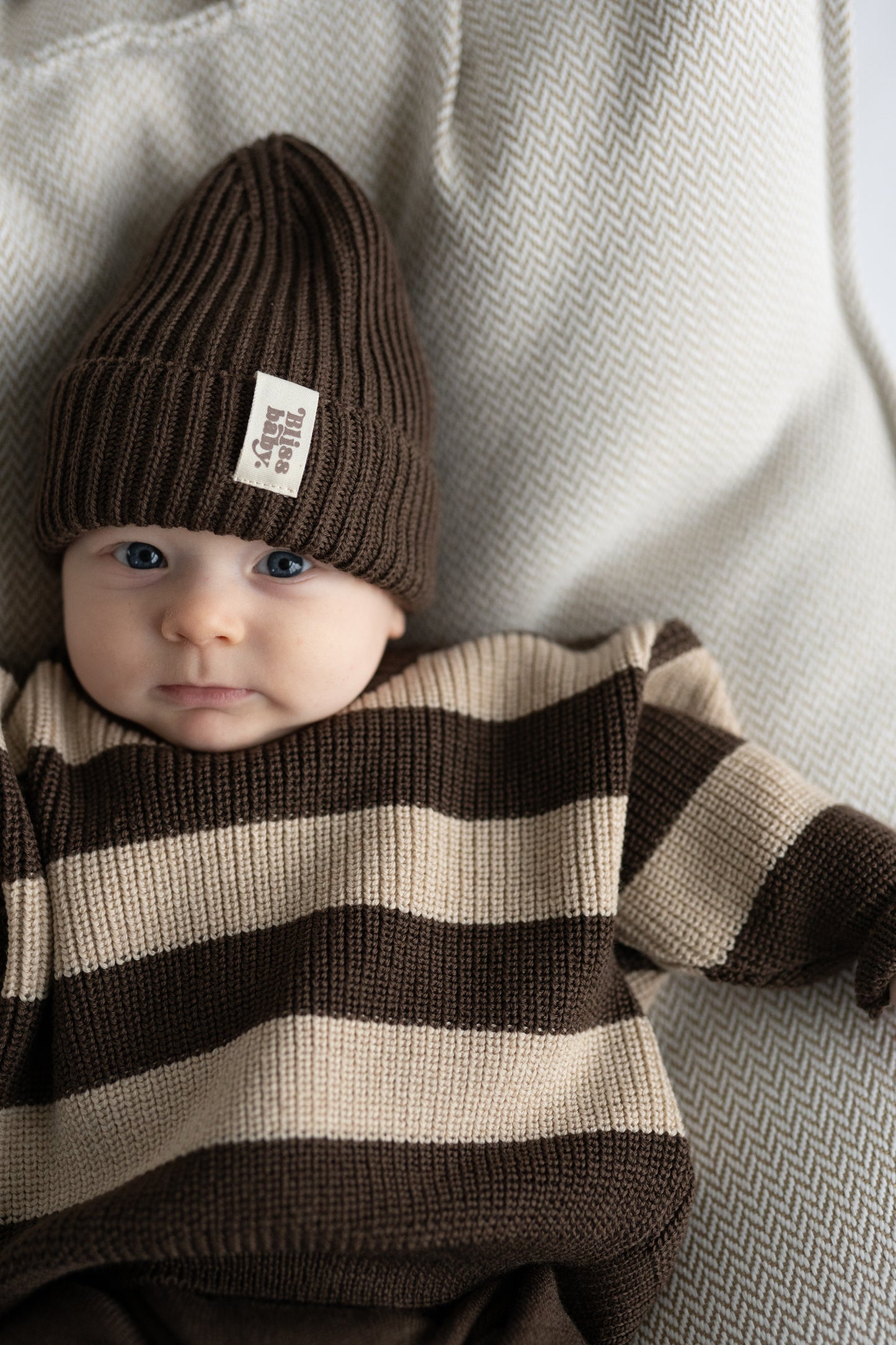 Czapka merino CZEKOLADOWA