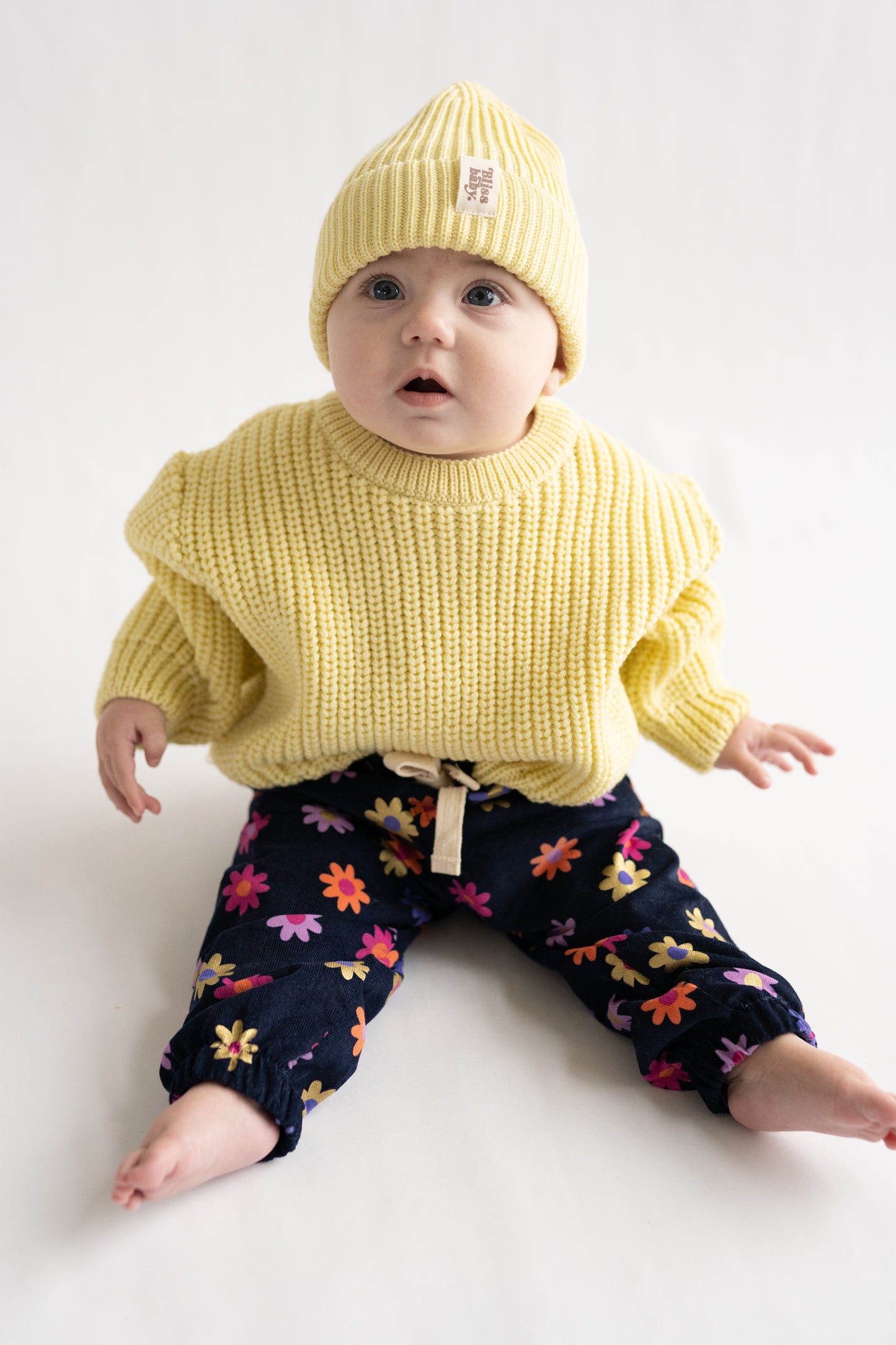 Czapka merino KANARKOWA