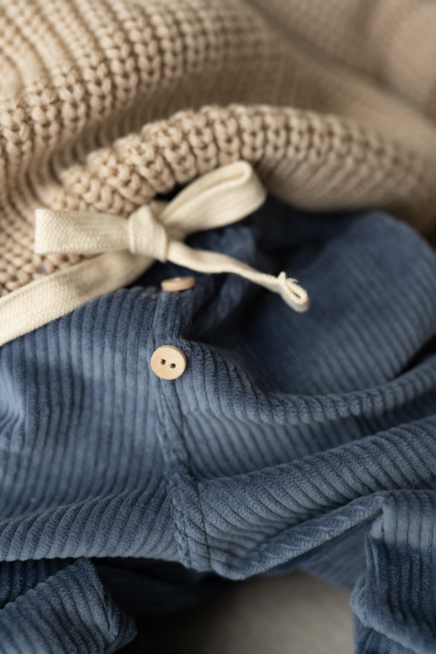 Spodnie sztruksowe NUBE