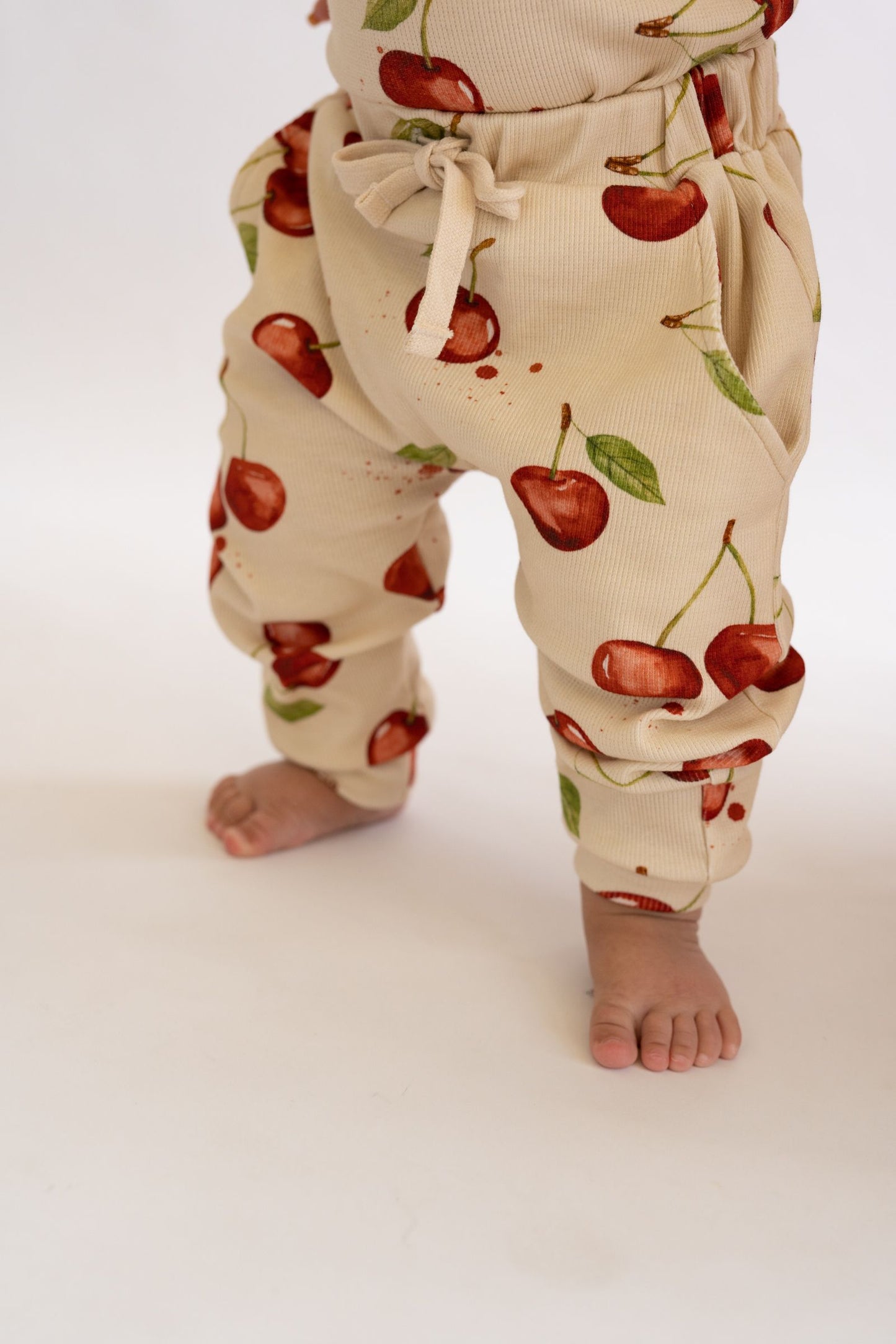 Spodnie prążkowane CHERRY